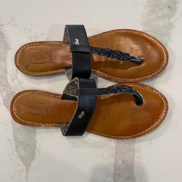 Mad Love Braided T-Strap Flip Flop Sandals Women’s 10 Black Strap Boho Summer - Picture 6 of 9